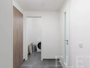 Pronájem bytu 2+kk, Praha - Kamýk, Hodkovická, 47 m2
