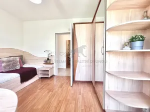 Prodej bytu 4+kk, Praha - Vysočany, Skloněná, 116 m2