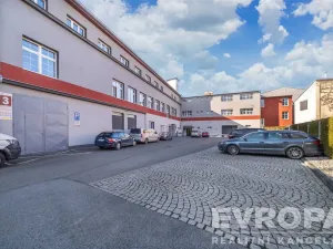 Pronájem skladu, Plzeň - Božkov, Božkovské náměstí, 985 m2