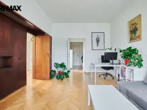 Pronájem bytu 2+1, Praha - Bubeneč, Bubenečská, 69 m2