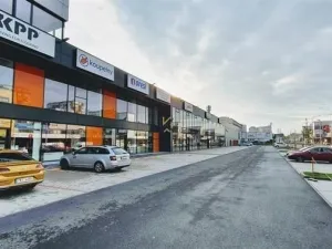 Pronájem kanceláře, Praha - Vysočany, Poděbradská, 216 m2