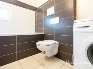 Pronájem bytu 2+kk, Praha - Černý Most, Mrázkova, 50 m2
