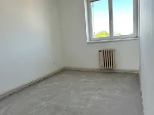 Dražba bytu 3+1, Žiželice, Komenského, 61 m2