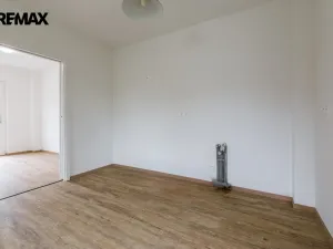 Pronájem kanceláře, Úvaly, Maroldova, 70 m2