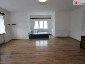 Pronájem bytu 1+kk, Karlovy Vary - Počerny, 58 m2