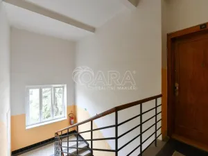 Pronájem bytu 1+kk, Praha - Strašnice, Kralická, 30 m2