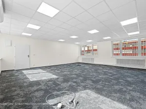 Pronájem kanceláře, Praha - Modřany, Barrandova, 35 m2