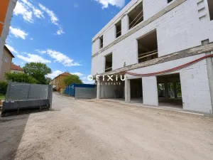 Prodej obchodního prostoru, Kroměříž, Slovanské náměstí, 135 m2