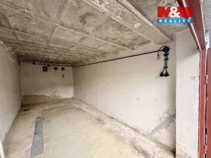 Prodej garáže, Pelhřimov, Husova, 15 m2