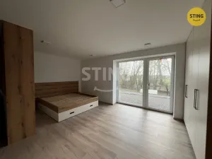 Pronájem bytu 1+kk, Úhřetická Lhota, 60 m2