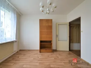 Prodej bytu 4+1, Plzeň - Bolevec, Kralovická, 66 m2