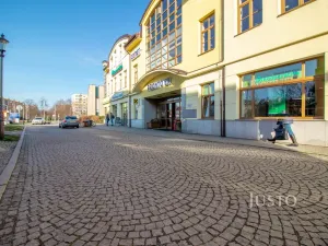 Pronájem kanceláře, Frýdek-Místek - Místek, Josefa Václava Sládka, 67 m2