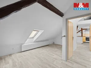 Pronájem bytu 2+1, Velvary, Chržínská, 78 m2