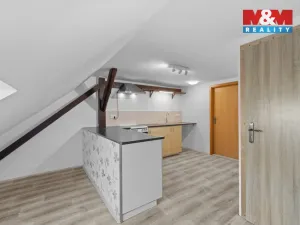 Pronájem bytu 2+1, Velvary, Chržínská, 78 m2
