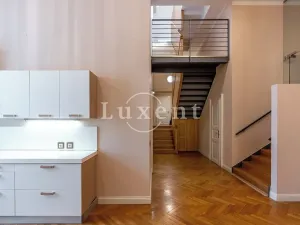 Pronájem kanceláře, Praha - Josefov, Pařížská, 210 m2