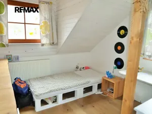Prodej rodinného domu, Srbsko, Nad Kapličkou, 131 m2