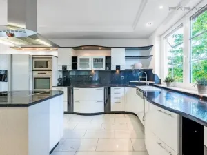 Prodej rodinného domu, Dolní Břežany, V Hranicích, 454 m2