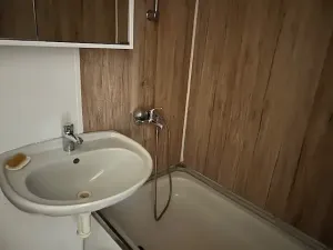 Pronájem bytu 2+kk, Liberec, Dobiášova, 40 m2
