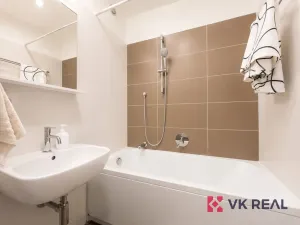 Pronájem bytu 3+1, Praha - Břevnov, Nad alejí, 71 m2