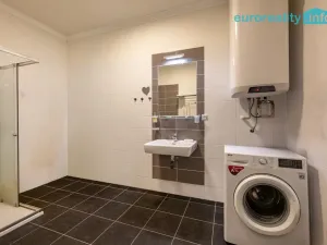 Prodej bytu 3+kk, Mariánské Lázně - Úšovice, Zeyerova, 74 m2