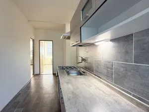 Pronájem bytu 2+1, Chomutov, Březenecká, 58 m2