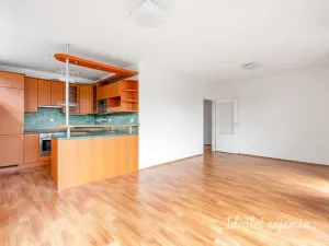Pronájem bytu 2+kk, Praha - Kbely, Pod Nouzovem, 65 m2