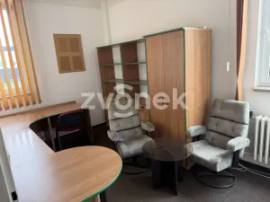 Pronájem kanceláře, Otrokovice, tř. Tomáše Bati, 151 m2