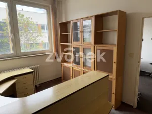 Pronájem kanceláře, Otrokovice, tř. Tomáše Bati, 151 m2