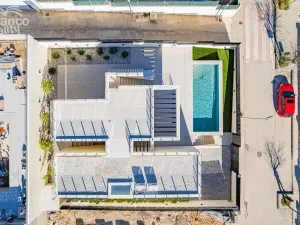 Prodej rodinného domu, Polop, Alicante, Španělsko, 200 m2
