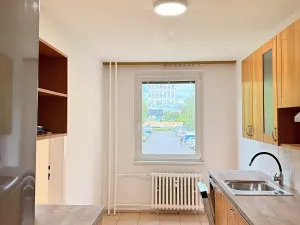 Pronájem bytu 3+1, Praha - Troja, Svídnická, 70 m2