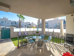 Prodej bytu 3+kk, Torrevieja, Španělsko, 76 m2