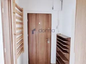 Pronájem bytu 3+kk, Praha, Hennerova, 72 m2