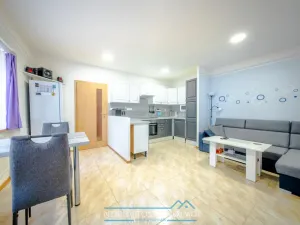 Pronájem bytu 2+kk, Znojmo, Velká Mikulášská, 52 m2