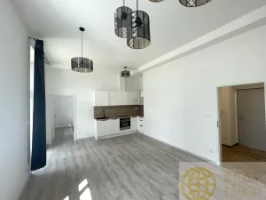 Pronájem bytu 3+kk, Tábor, Kpt. Jaroše, 74 m2