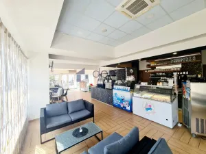 Pronájem restaurace, Praha, Prusíkova, 160 m2