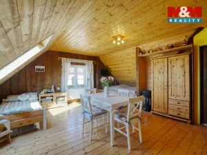 Prodej rodinného domu, Strážov, 359 m2