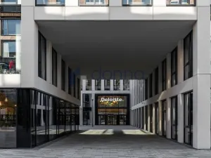 Pronájem kanceláře, Praha, Italská, 912 m2