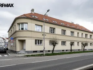 Pronájem bytu 1+1, Strakonice - Strakonice II, Komenského, 52 m2