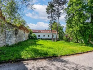 Prodej historického objektu, Velké Všelisy, 4000 m2