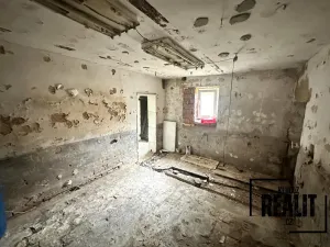 Prodej rodinného domu, Chorušice - Zahájí, 170 m2