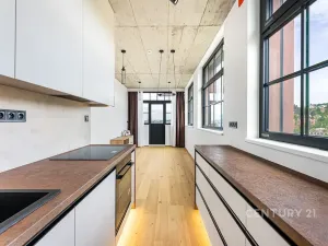 Pronájem bytu 3+kk, Praha - Vysočany, Kolbenova, 64 m2
