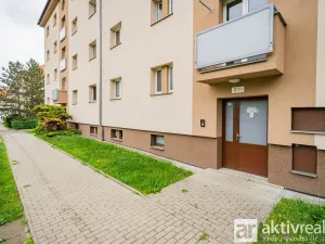 Prodej bytu 2+1, Neratovice, Čtvercová, 60 m2
