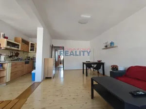 Pronájem bytu 3+1, České Budějovice - České Budějovice 7, Komenského, 77 m2