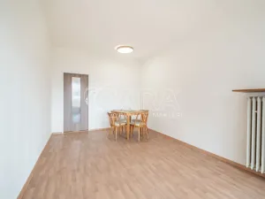 Pronájem bytu 2+kk, Praha - Malešice, Malešická, 63 m2