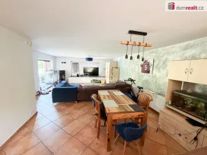 Prodej rodinného domu, Říčany - Jažlovice, Strmá, 160 m2