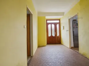 Prodej rodinného domu, Mšené-lázně - Vrbice, Mír. náměstí, 220 m2