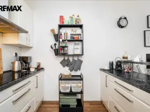 Prodej bytu 2+kk, Praha - Horní Měcholupy, Modenská, 58 m2