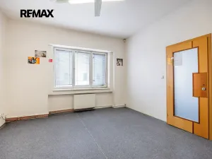 Pronájem kanceláře, Rudná, Masarykova, 1270 m2