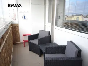 Pronájem bytu 1+kk, Praha - Kamýk, Otradovická, 37 m2