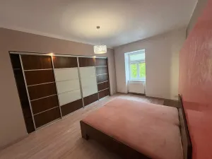 Prodej bytu 3+1, Jičín, Komenského náměstí, 86 m2